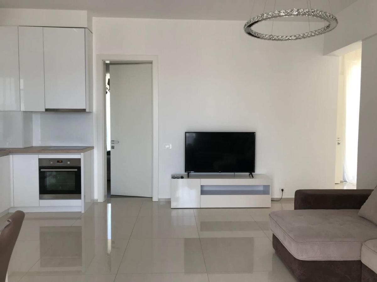 Montesun Apartments Becici Boreti Exterior photo