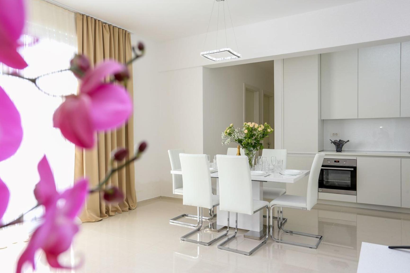 Montesun Apartments Becici Boreti Exterior photo