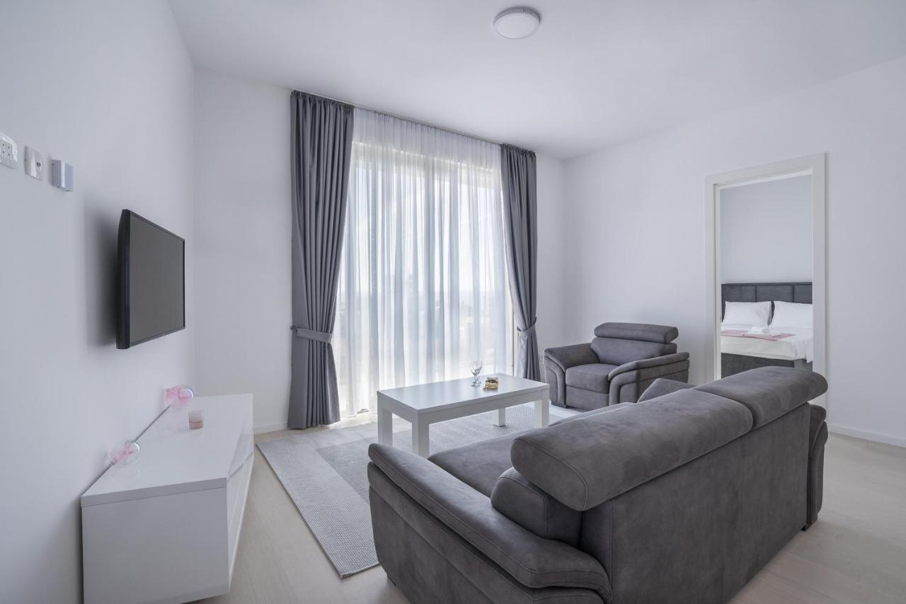Montesun Apartments Becici Boreti Exterior photo