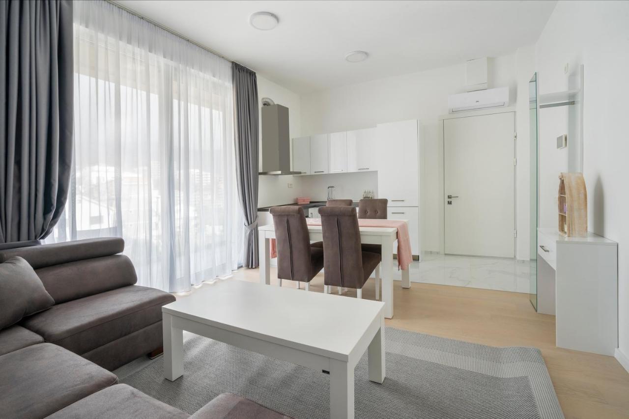 Montesun Apartments Becici Boreti Exterior photo