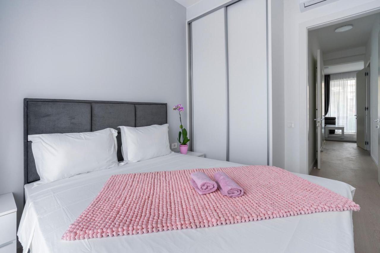 Montesun Apartments Becici Boreti Exterior photo