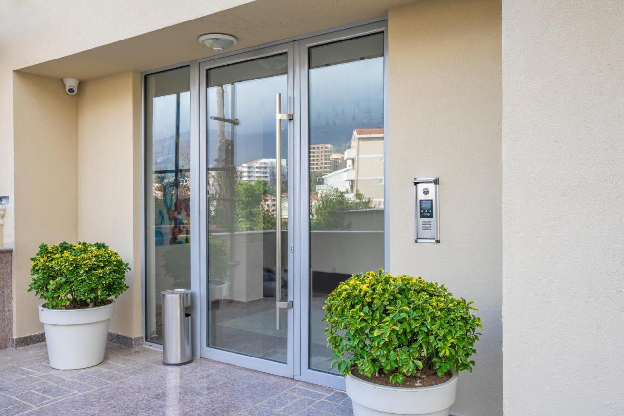 Montesun Apartments Becici Boreti Exterior photo