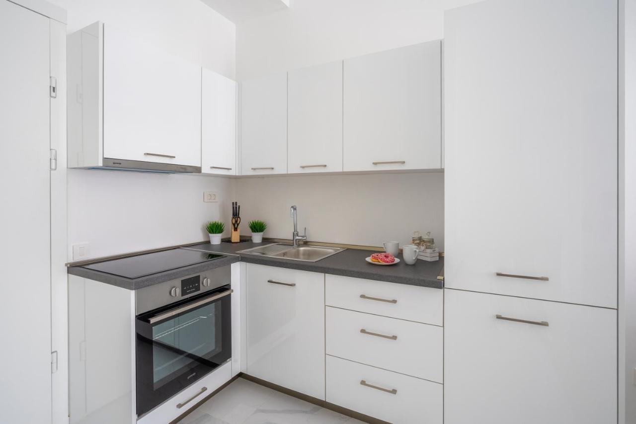 Montesun Apartments Becici Boreti Exterior photo